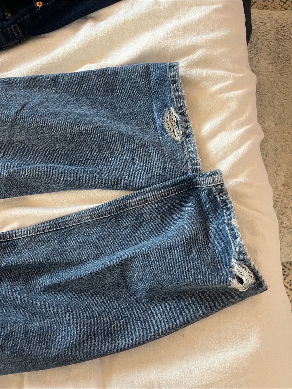 Agolde MidRise 90s Jean in Hooked - Picture 4 of 5
